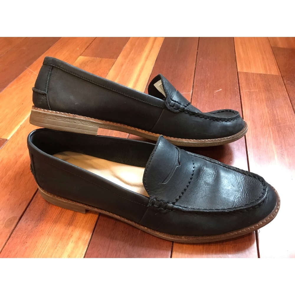 Size 11 Sperry Black Leather Loafers